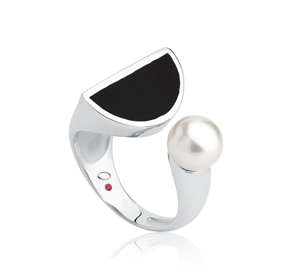 Anel de prata Joy com quartzo negro e pérola Julio Okubo