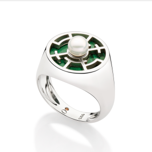 Anel de prata com malaquita e pérola verdadeira Julio Okubo
