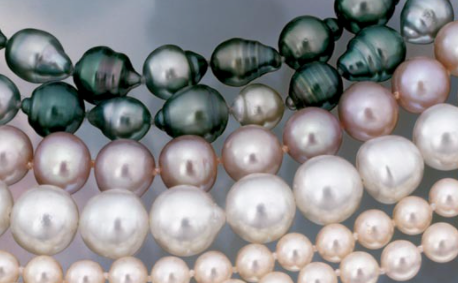 Pérolas em diferentes cores e formatos: negras, rosadas, prateadas e creme