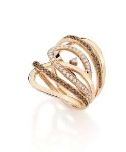 Anel em ouro rosé 18K com design fluido e diamantes Julio Okubo.