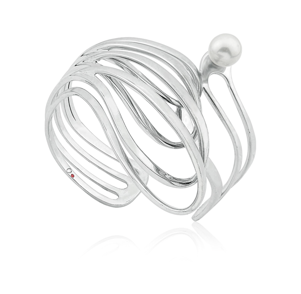 Bracelete JOY em prata vazada com detalhe de pérola.