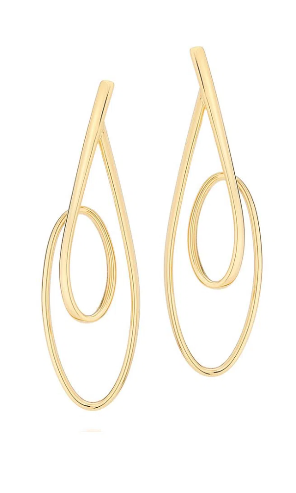 Brincos em ouro amarelo com design moderno e formato fluido.